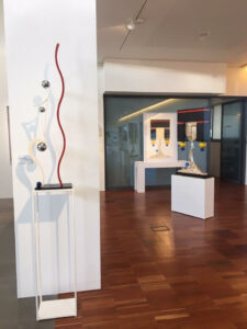 Esculturas en la exposición del Museo de la Ciencia del Café